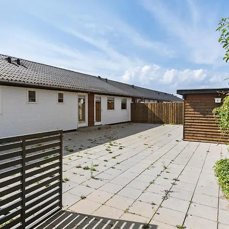 Casa vacanze Lovely In With Sauna